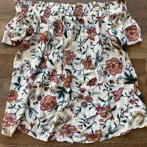Over the shoulder shirt size small